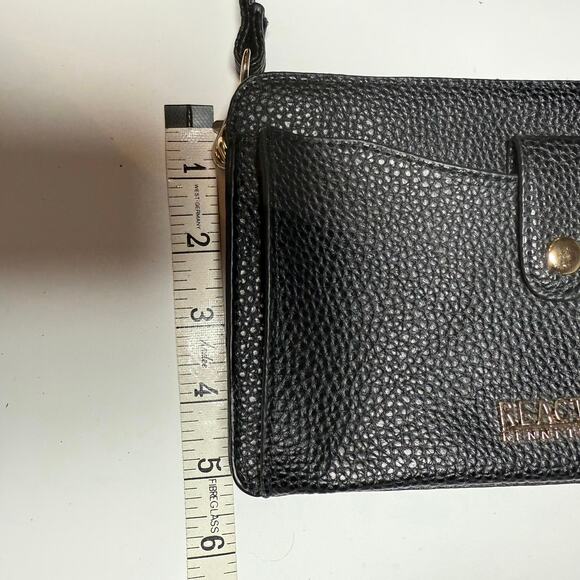 Kenneth Cole Reaction Black Pebbled Faux Leather Crossbody Bag Wristlet Wallet - Picture 10 of 11